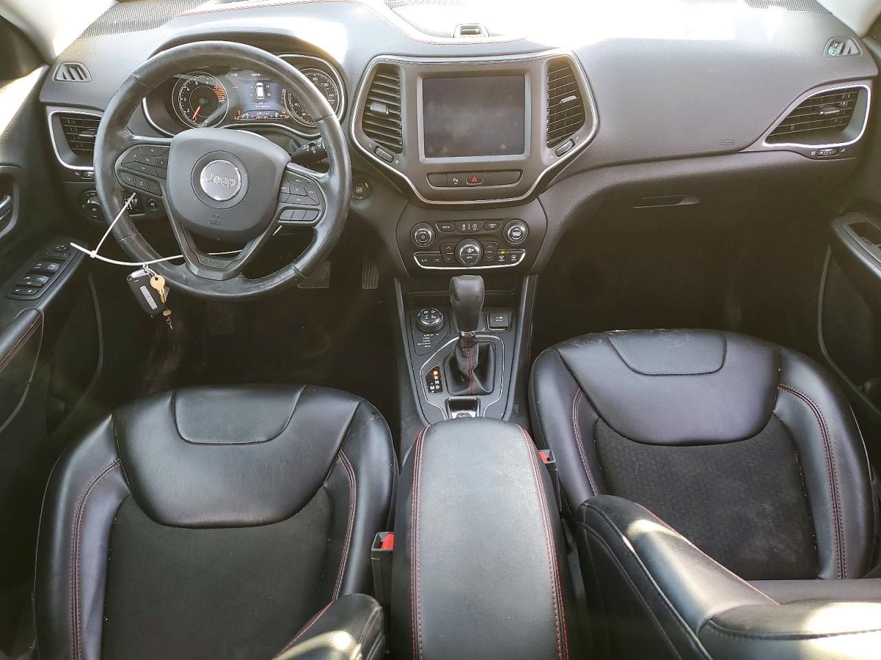 2020 Jeep Cherokee Trailhawk