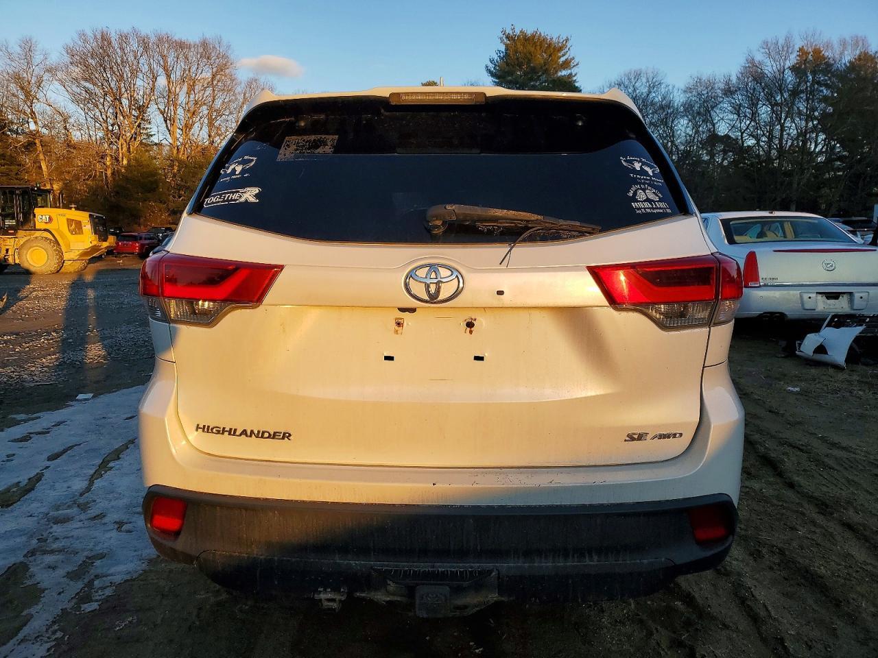 2017 Toyota Highlander se