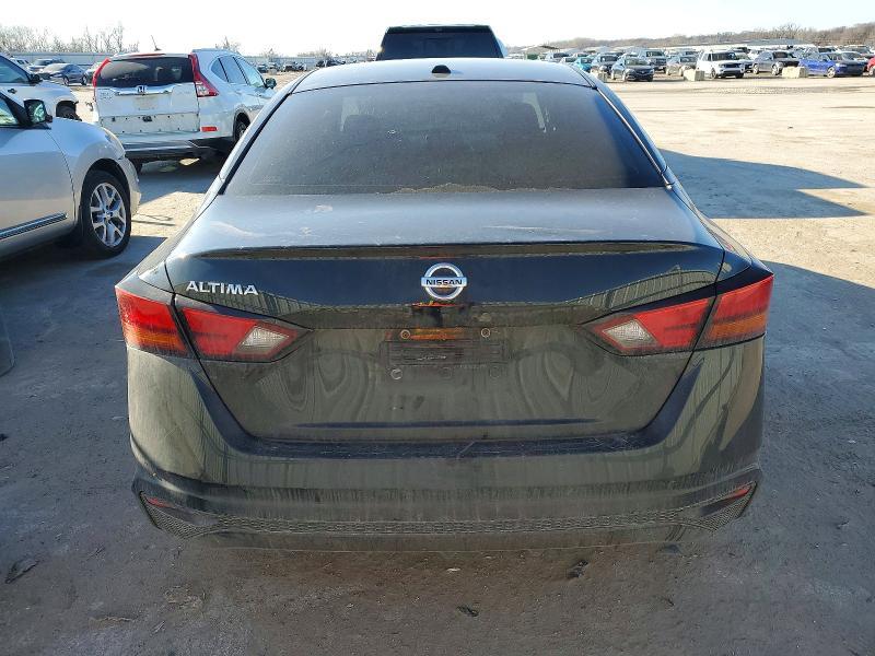 2020 Nissan Altima s