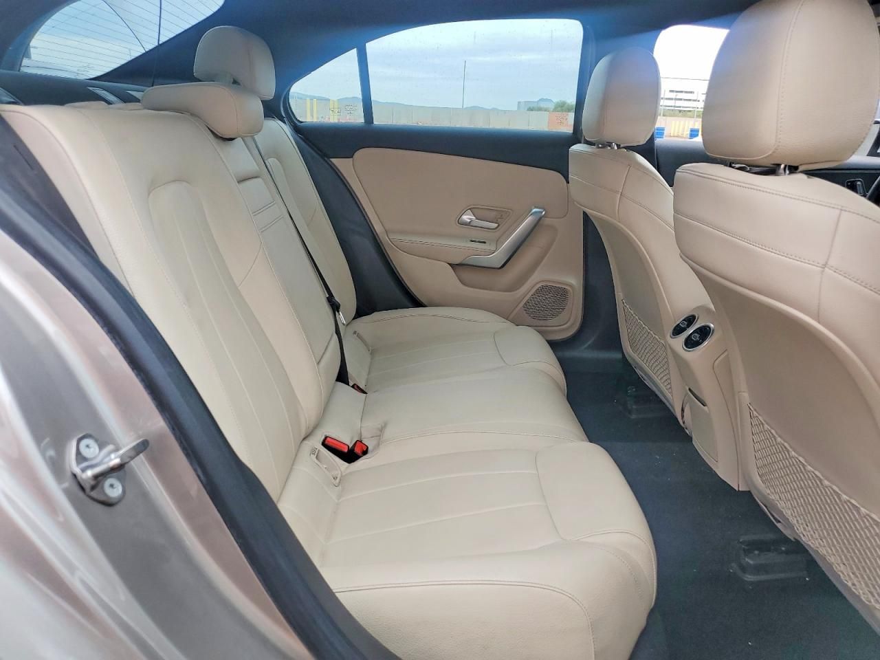 2019 Mercedes-Benz A 220