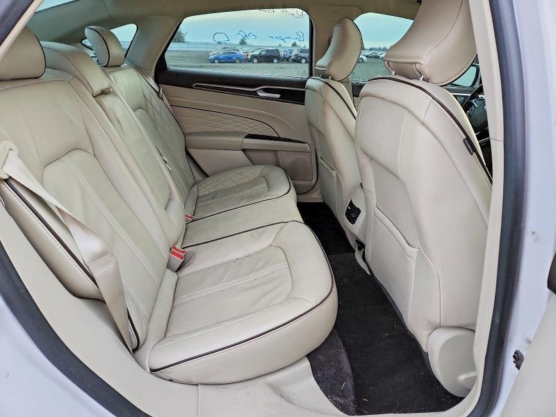 2017 Ford Fusion Titanium hev