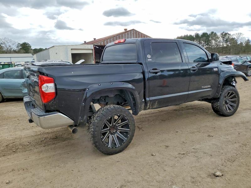 2015 Toyota Tundra Crewmax SR5