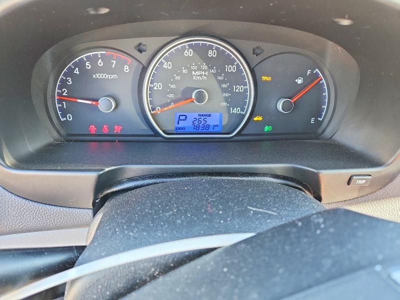 2010 Hyundai Elantra Blue