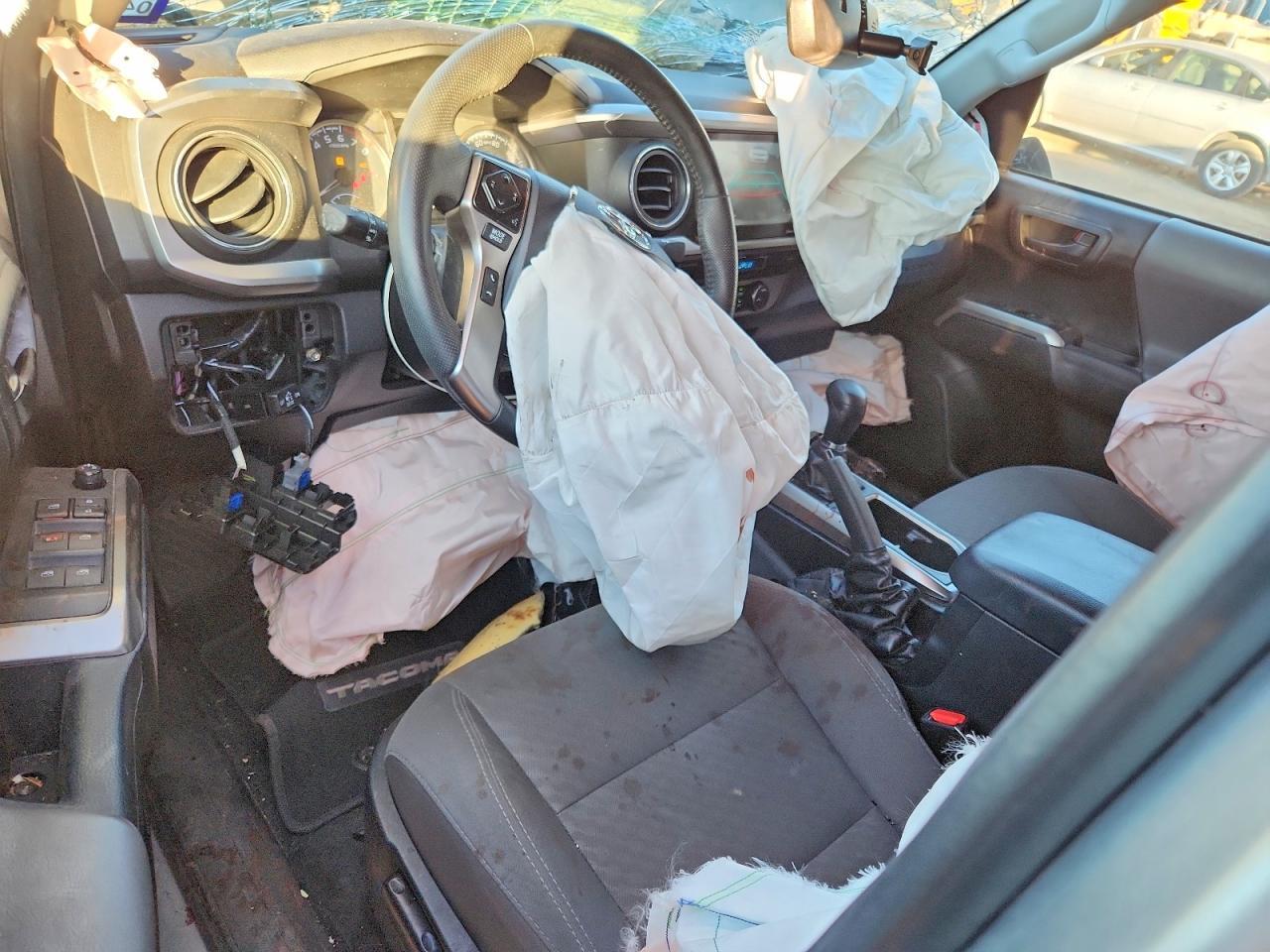 2022 Toyota Tacoma SR5 V6