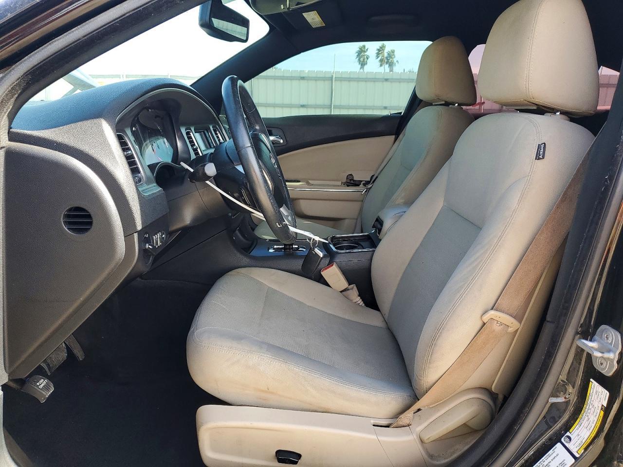 2012 Dodge Charger se
