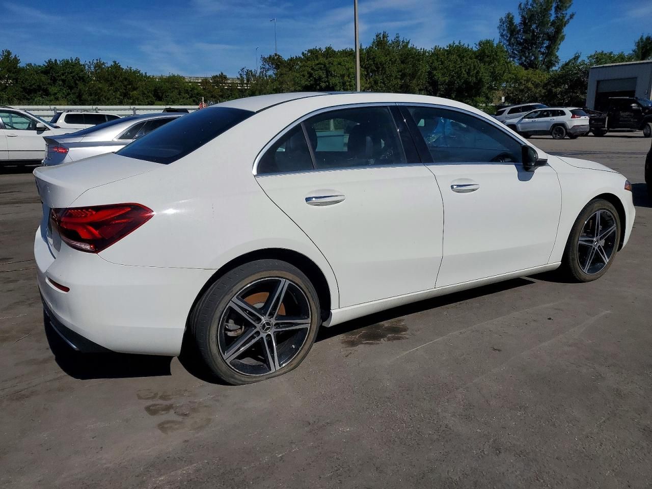 2020 Mercedes-Benz A 220