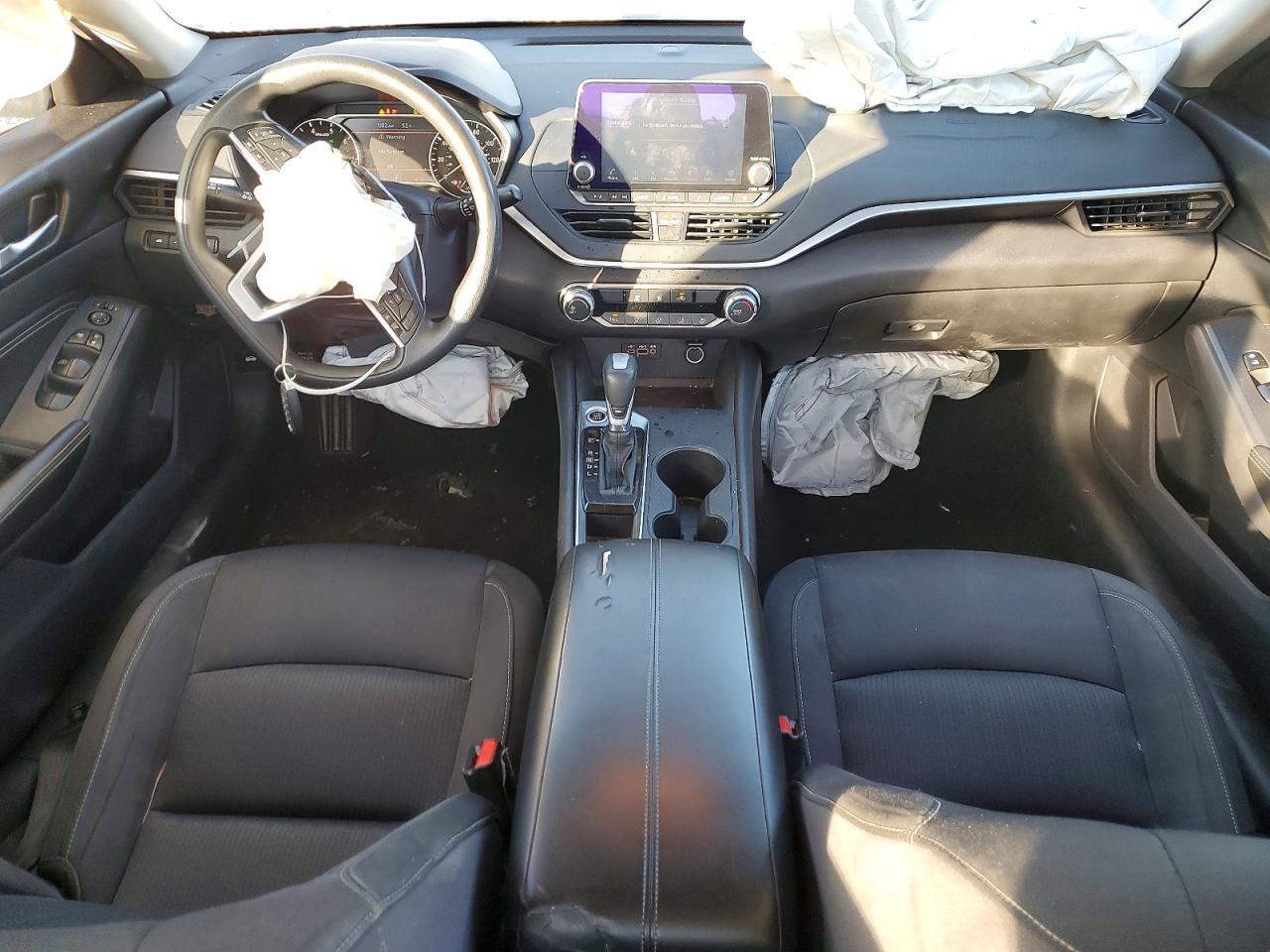 2019 Nissan Altima s