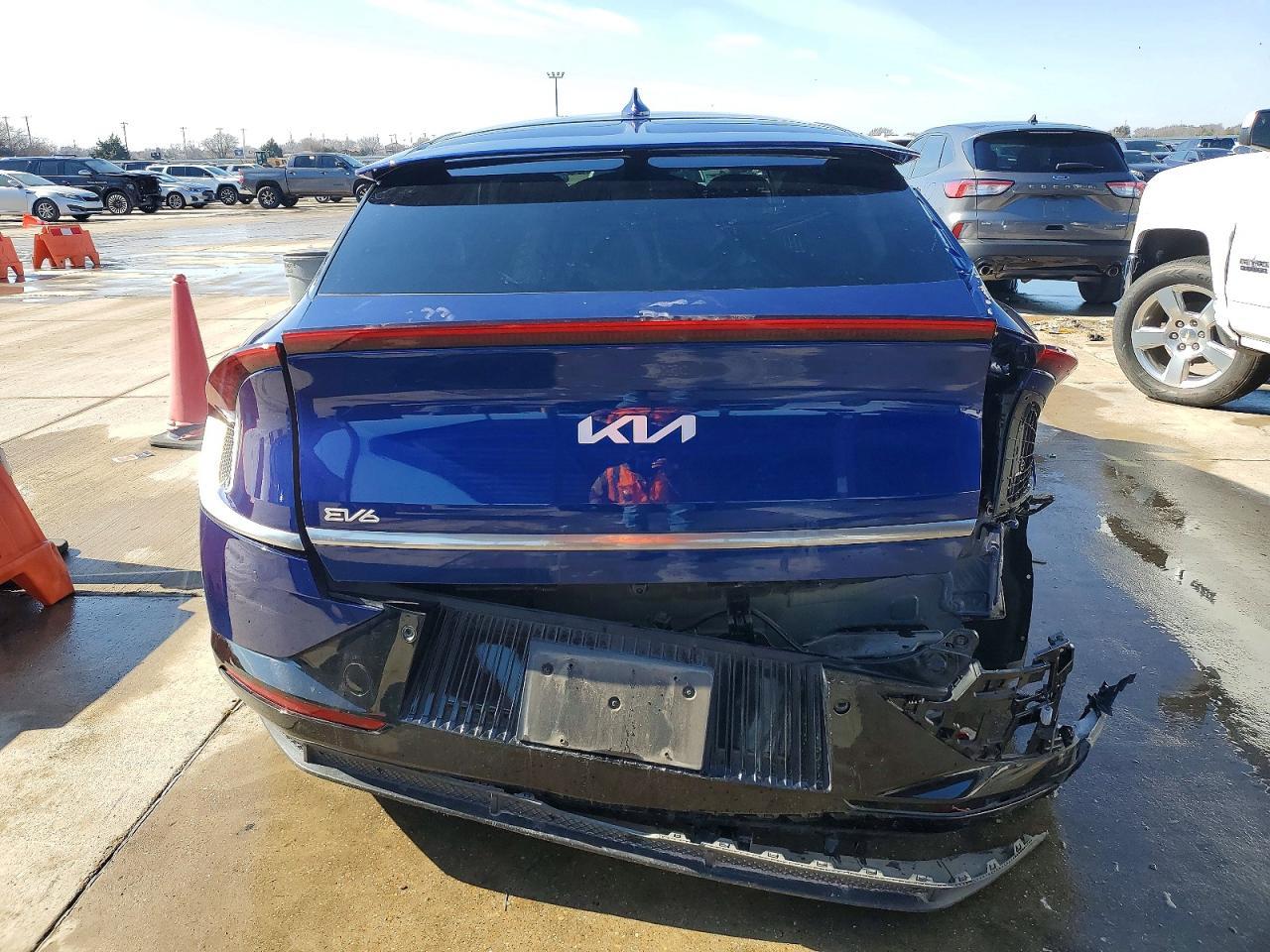 2024 KIA EV6 Wind