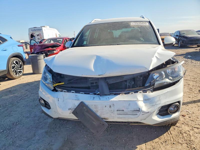 2016 Volkswagen Tiguan s