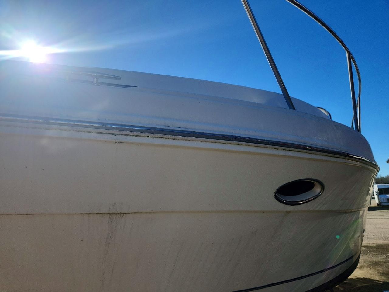 1999 Rinker Boat