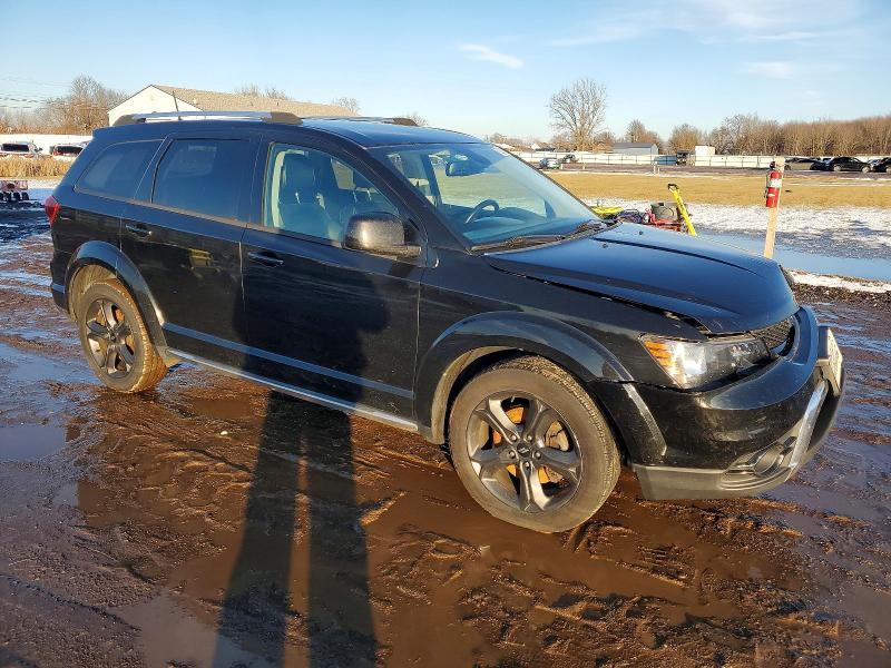 2018 Dodge Journey Crossroad