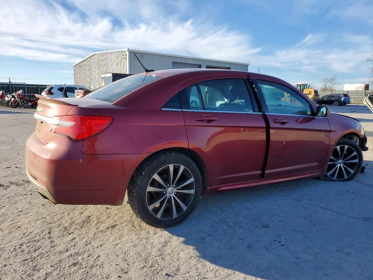 2014 Chrysler 200 Limited