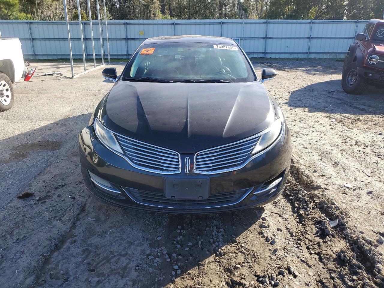 2014 Lincoln MKZ