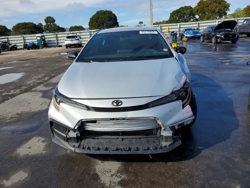 2020 Toyota Corolla se