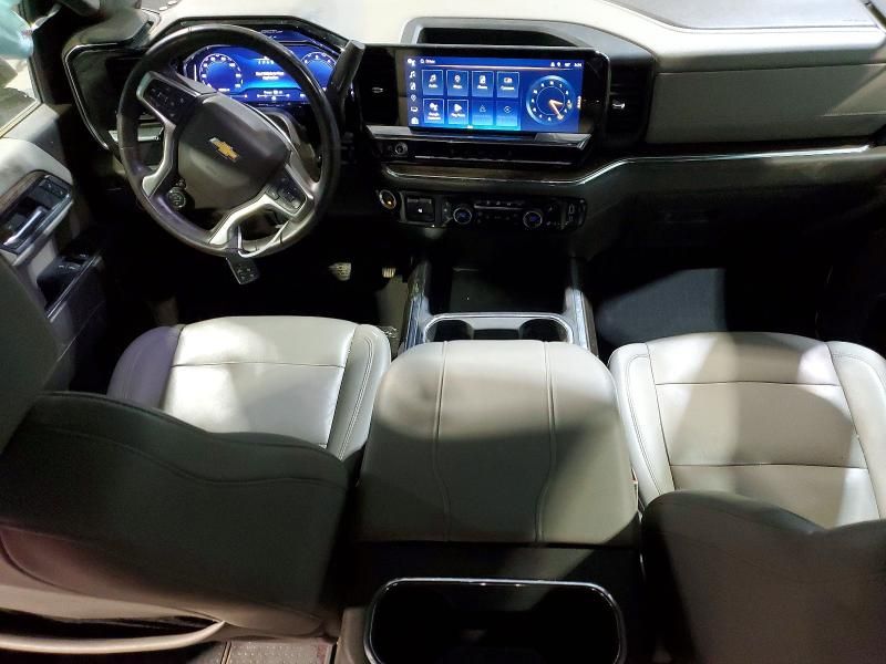 2024 Chevrolet Silverado K3500 lt