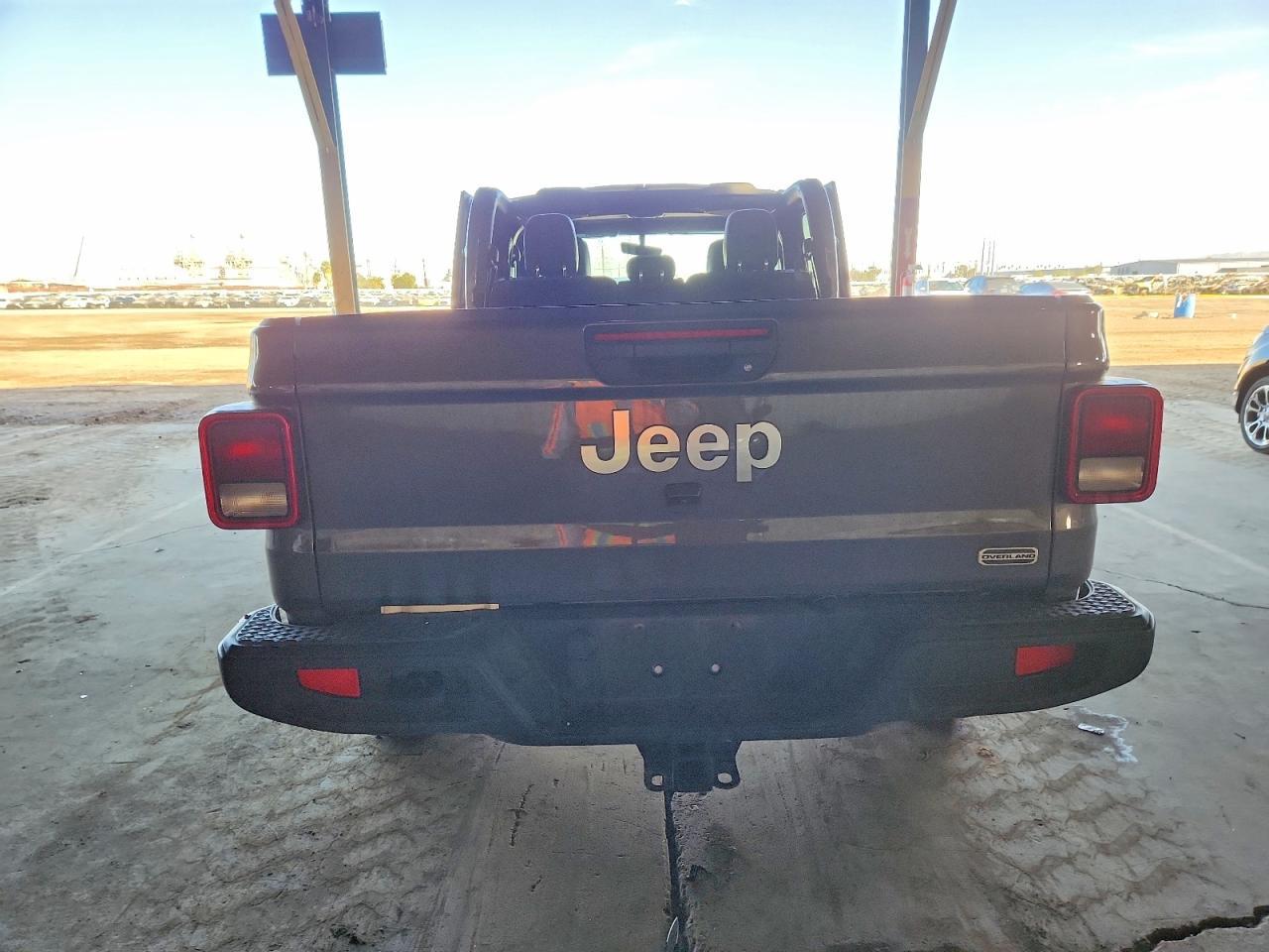 2023 Jeep Gladiator Overland