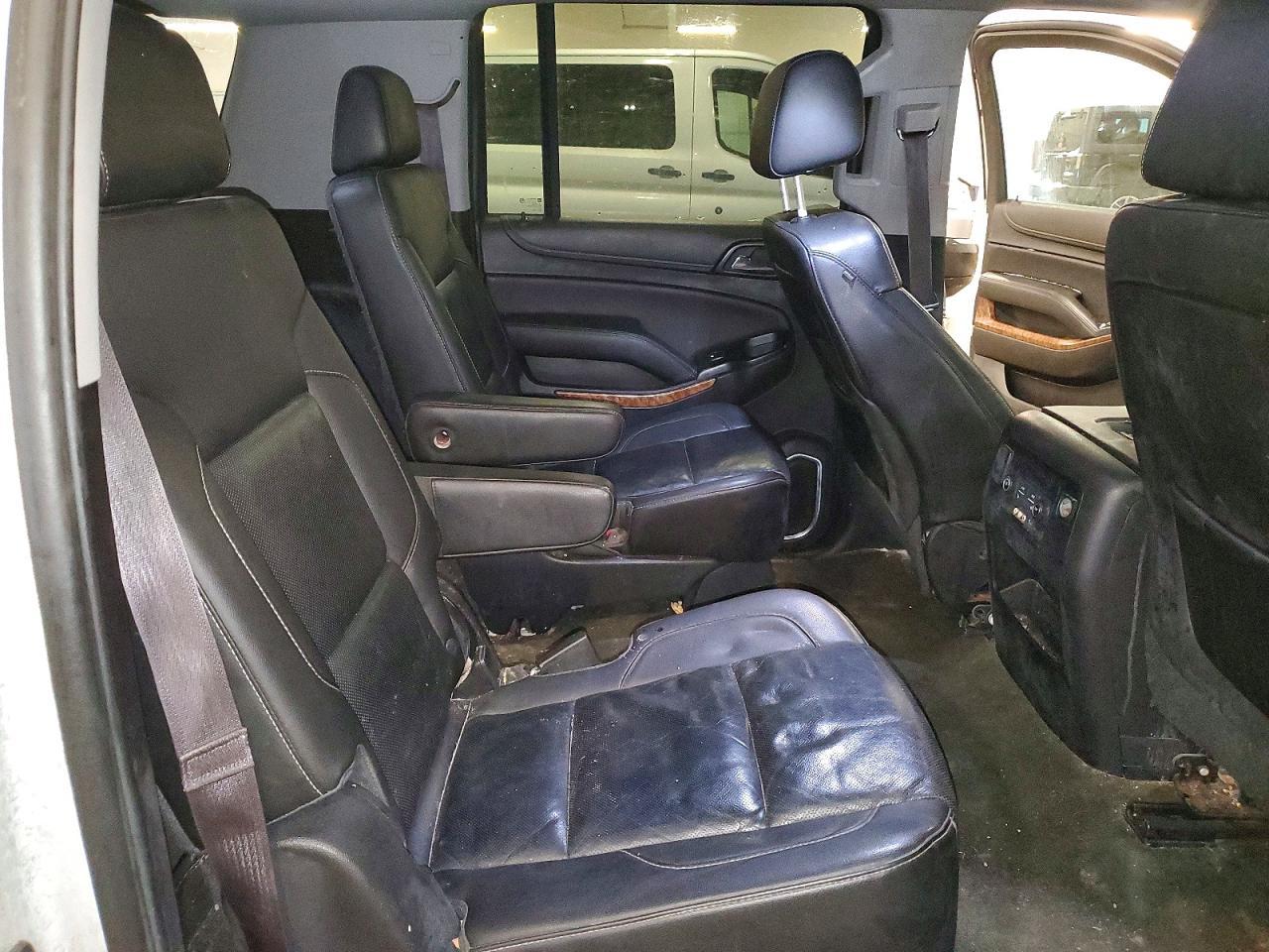 2015 Chevrolet Suburban K1500 ltz