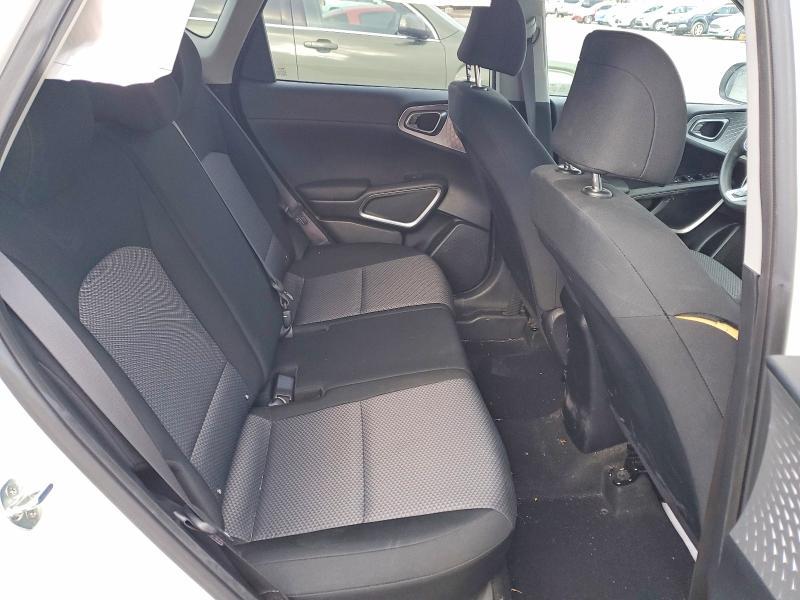 2022 KIA Soul lx