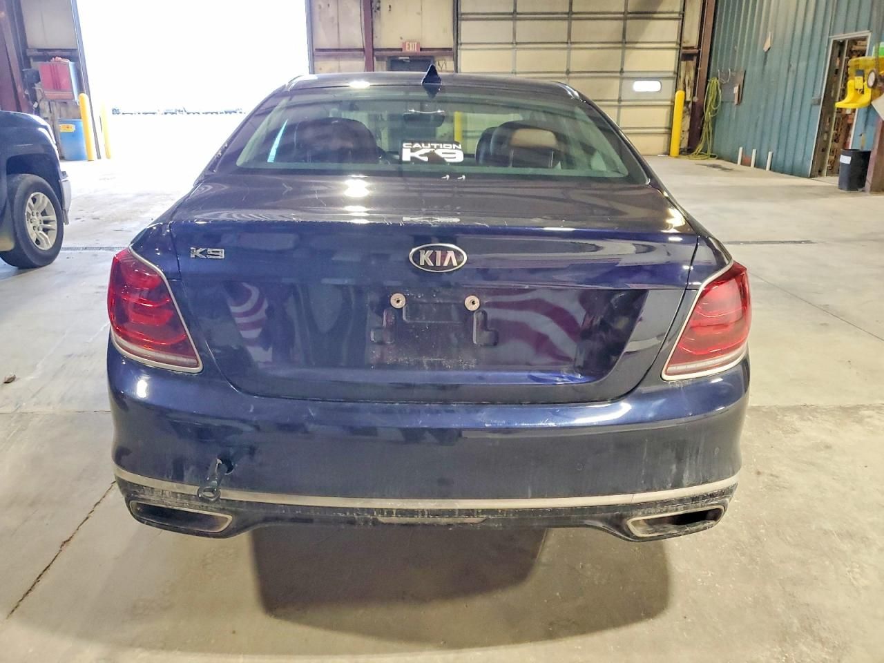 2019 KIA K900 Luxury