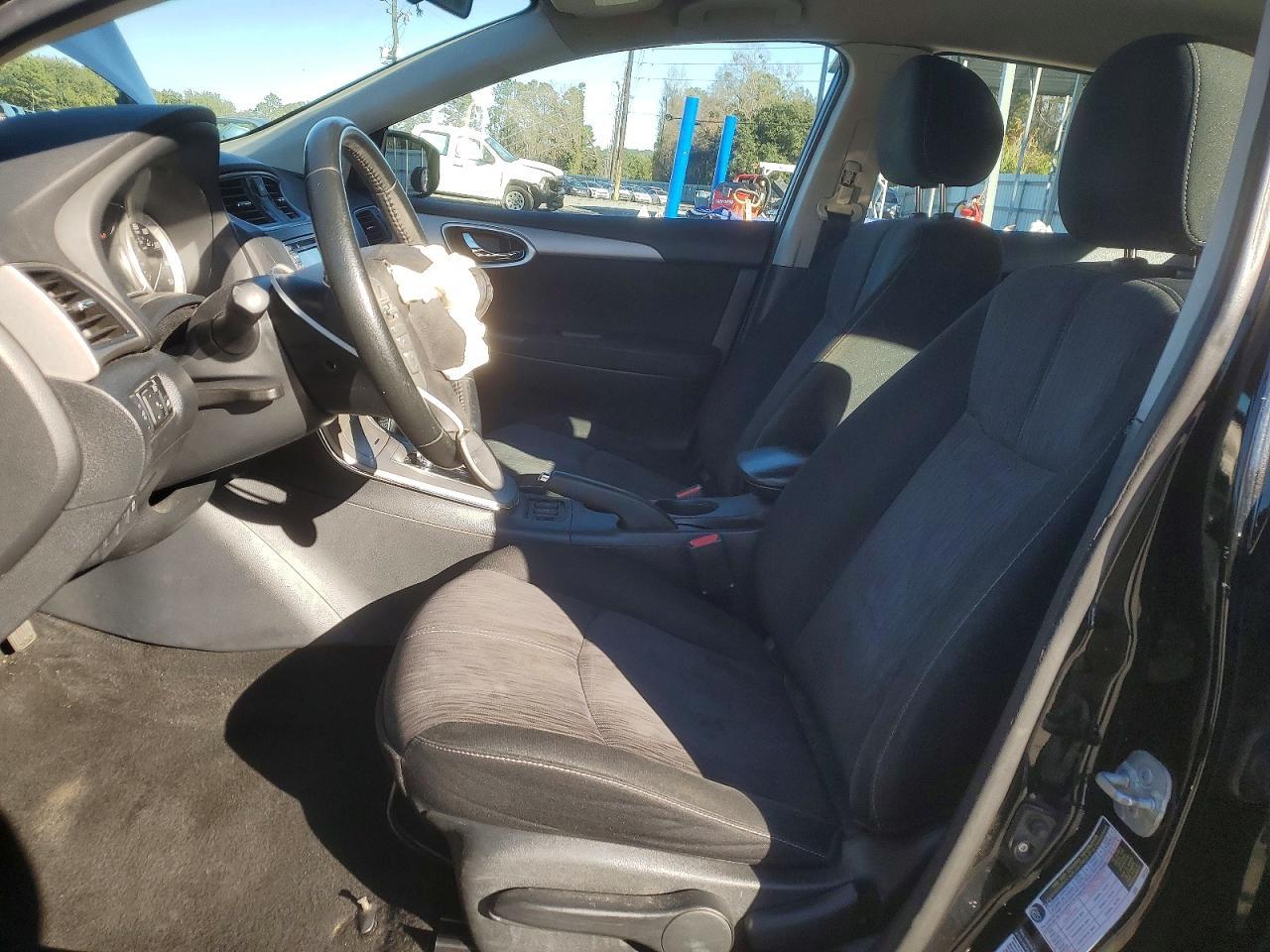 2015 Niss Sentra s