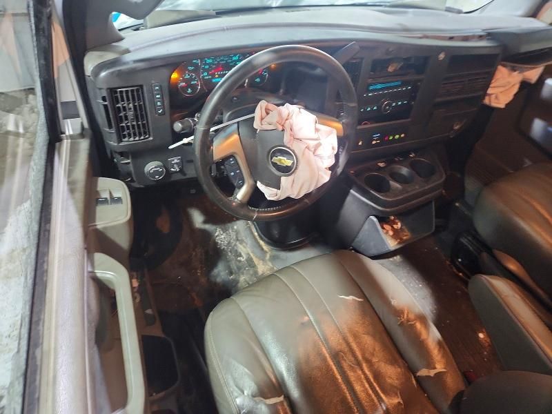 2017 Chevrolet Express 2500 Delivery van