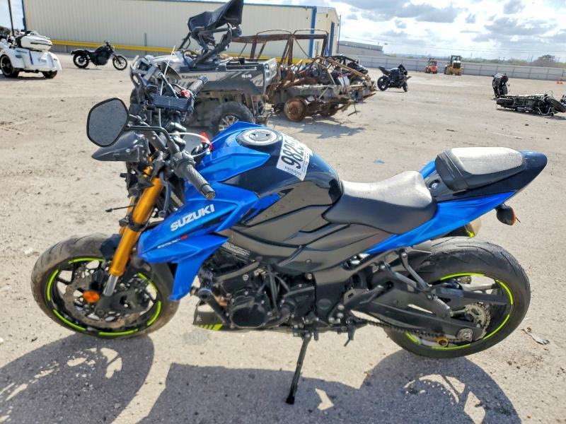 2022 Suzuki GSX-S750 M