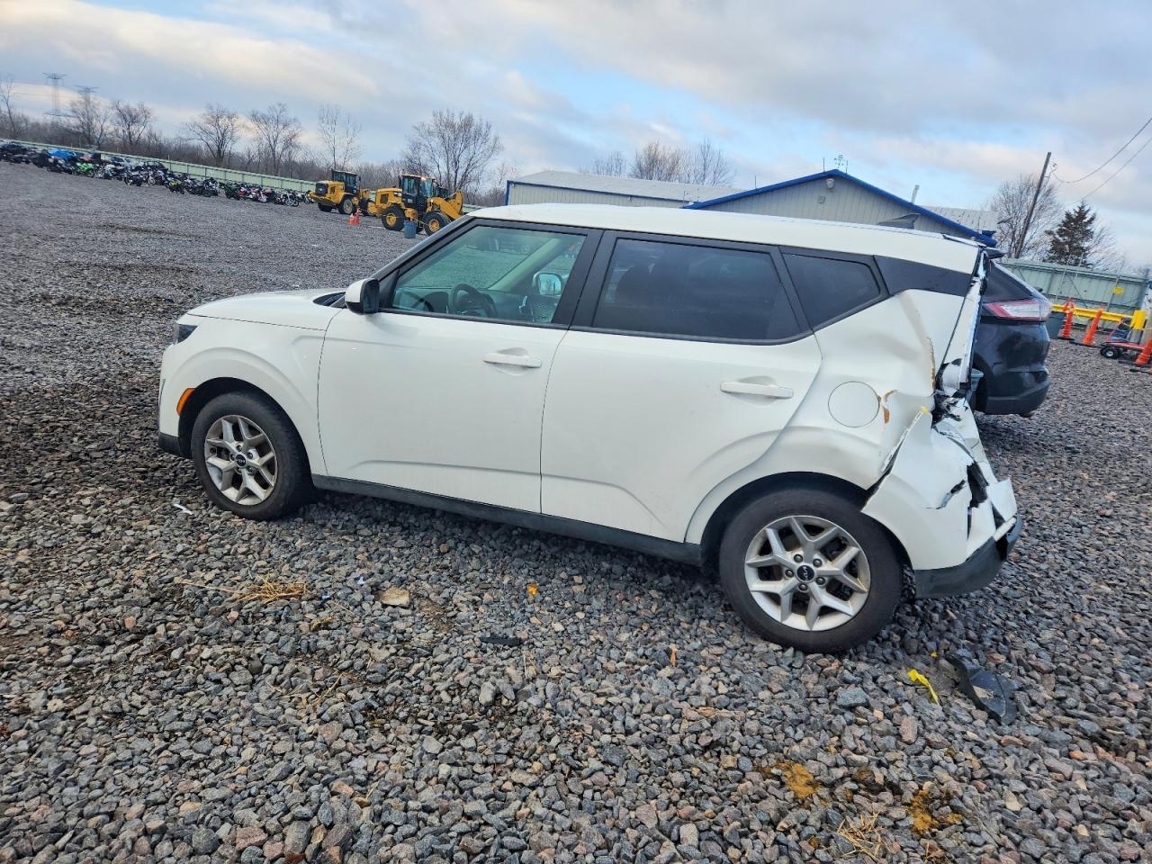 2023 KIA Soul lx