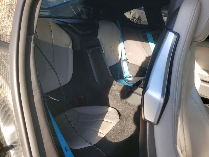 2015 BMW I8