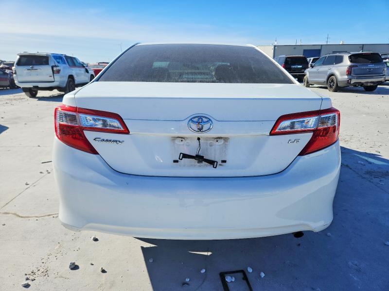 2013 Toyota Camry l
