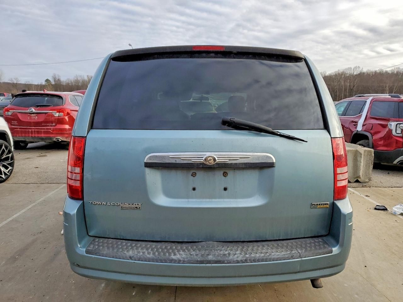 2008 Chrysler Town & Country lx
