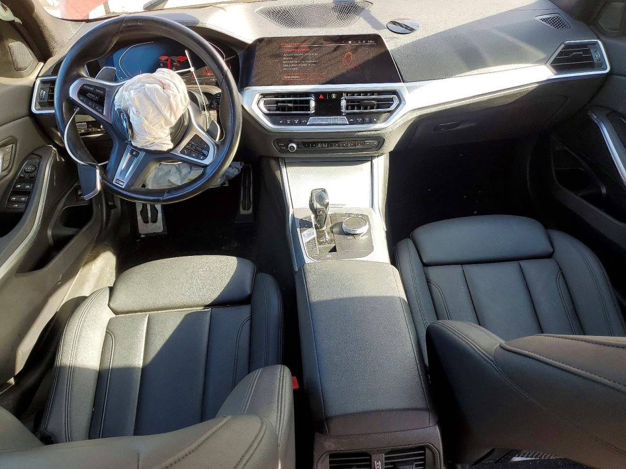 2021 BMW 330xi