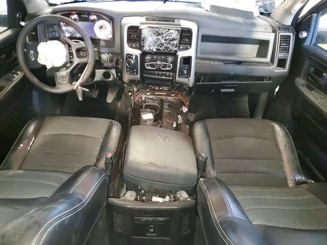 2018 Dodge RAM 1500 SLT