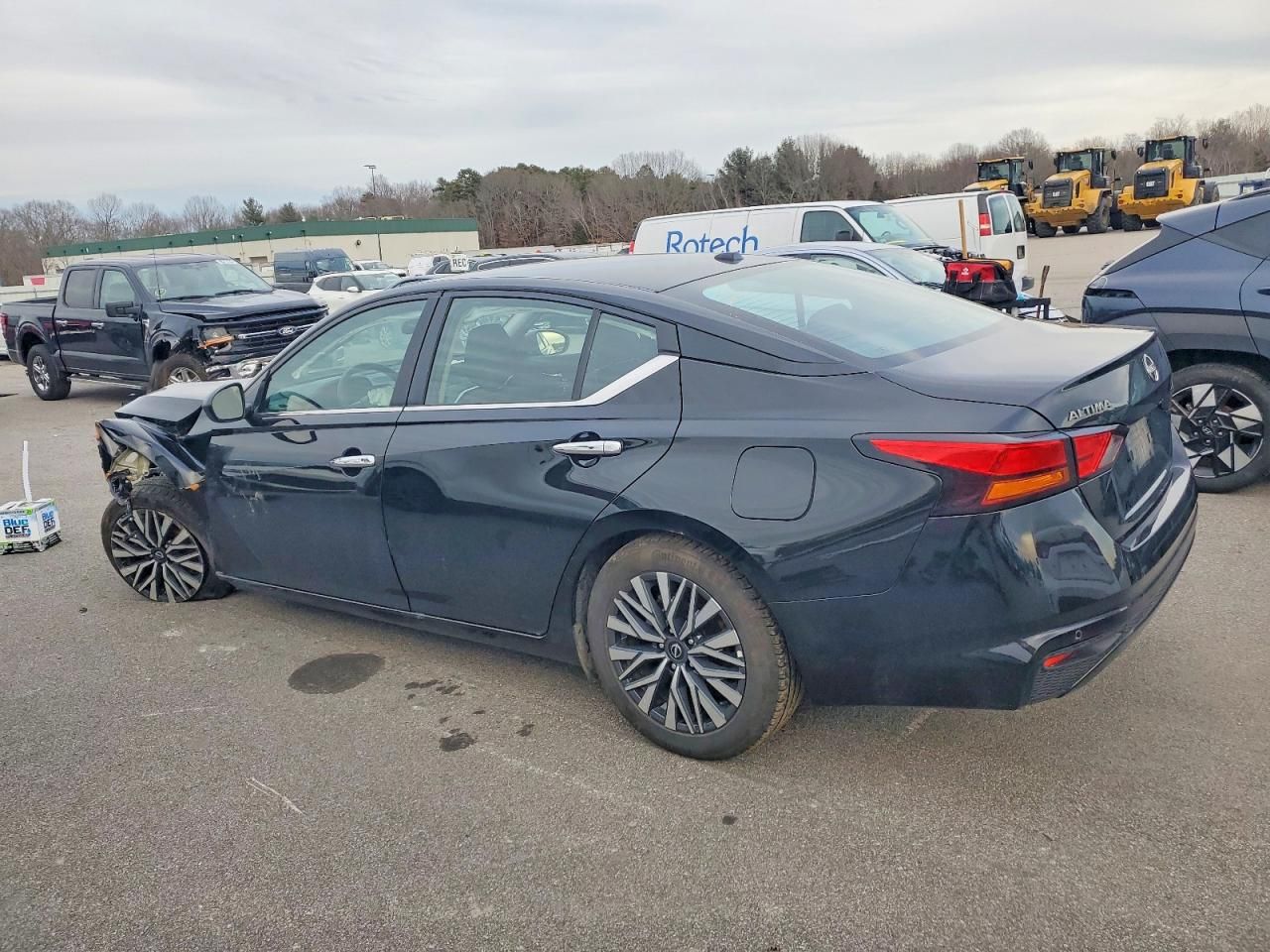 2025 Nissan Altima sv