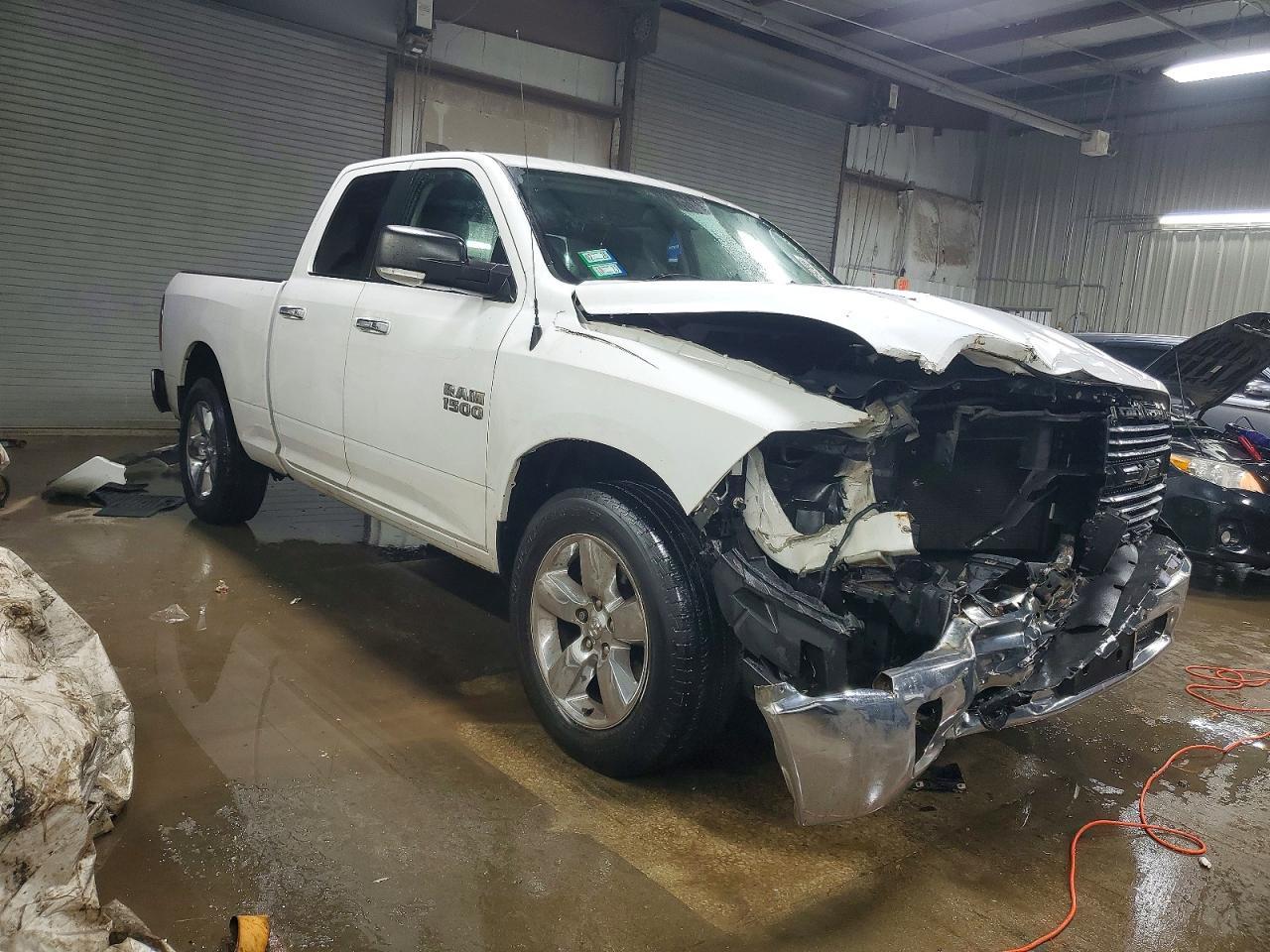 2015 Dodge Ram 1500 slt