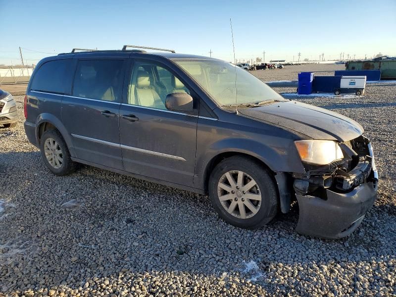 2015 Chrysler Town & Country Touring