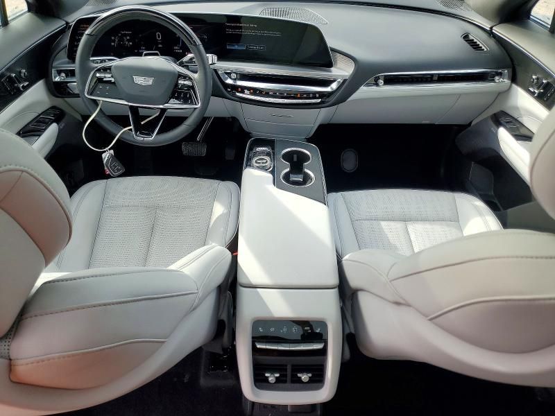 2024 Cadillac Lyriq Sport