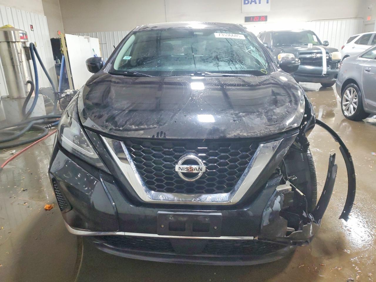2019 Nissan Murano s