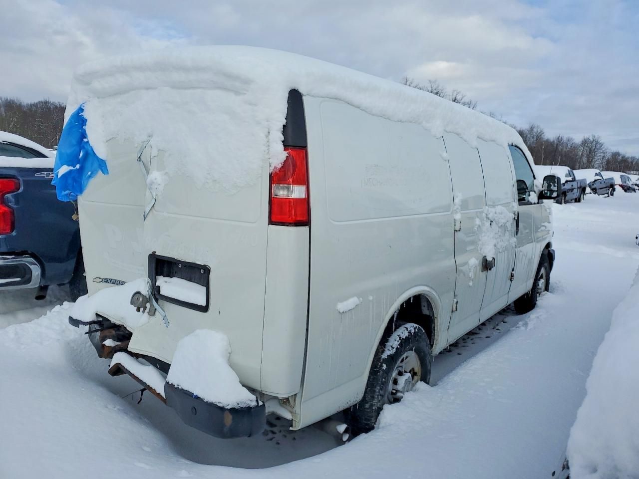 2019 Chevrolet Express G200 Utility / Service Van