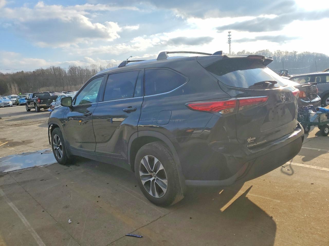 2021 Toyota Highlander xle