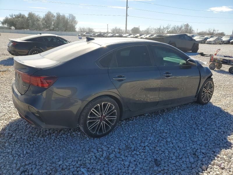 2023 KIA Forte gt