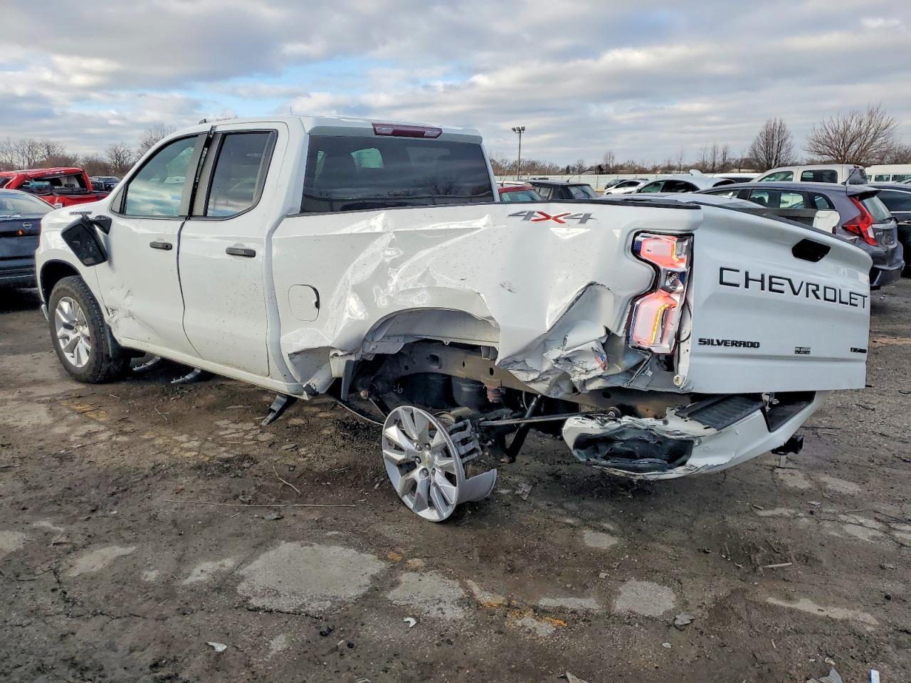2022 Chevrolet Silverado ltd K1500 Custom