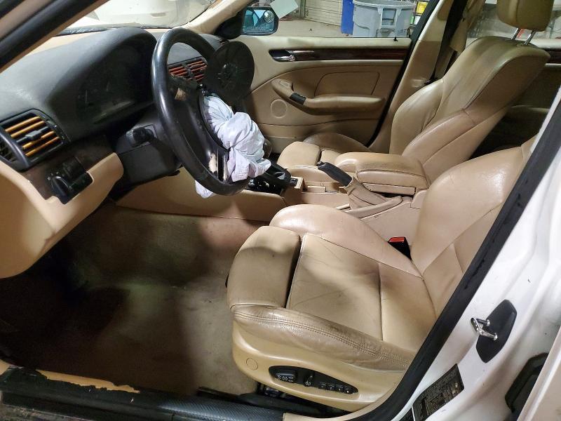 2004 BMW 325 i