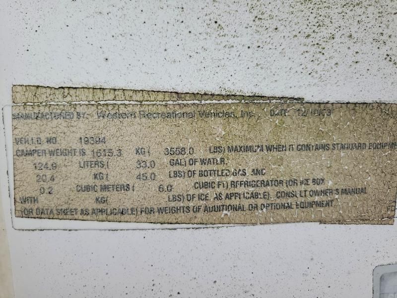 2004 Other 2004 'OTHER RV' Truck CAP