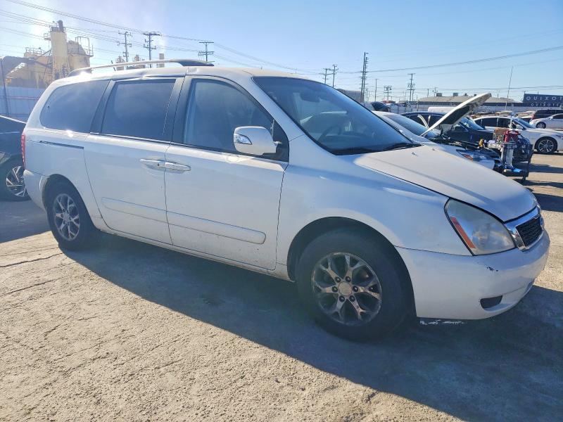 2012 KIA Sedona lx