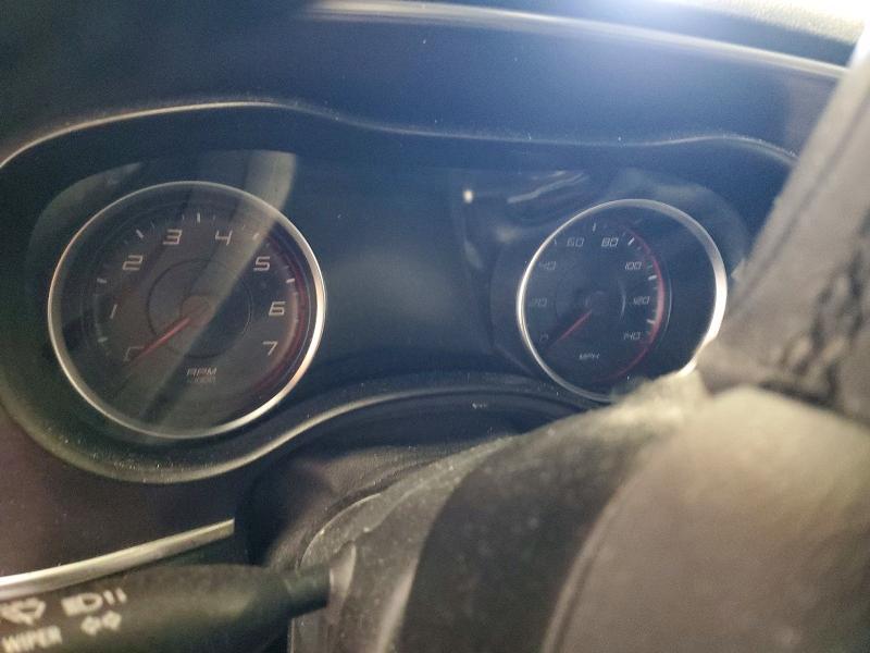 2015 Dodge Charger se