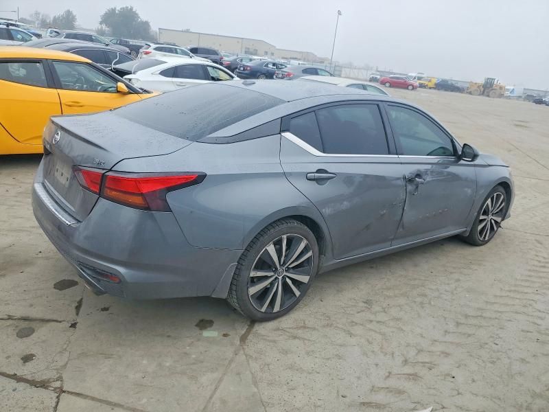 2019 Nissan Altima sr