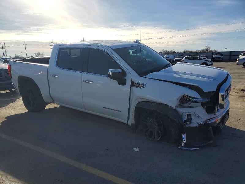 2020 GMC Sierra K1500 slt