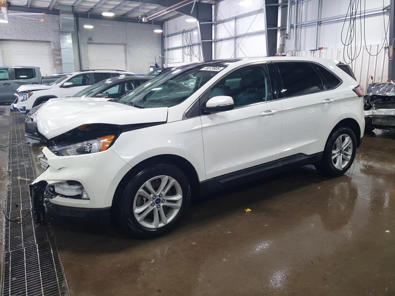 2020 Ford Edge sel