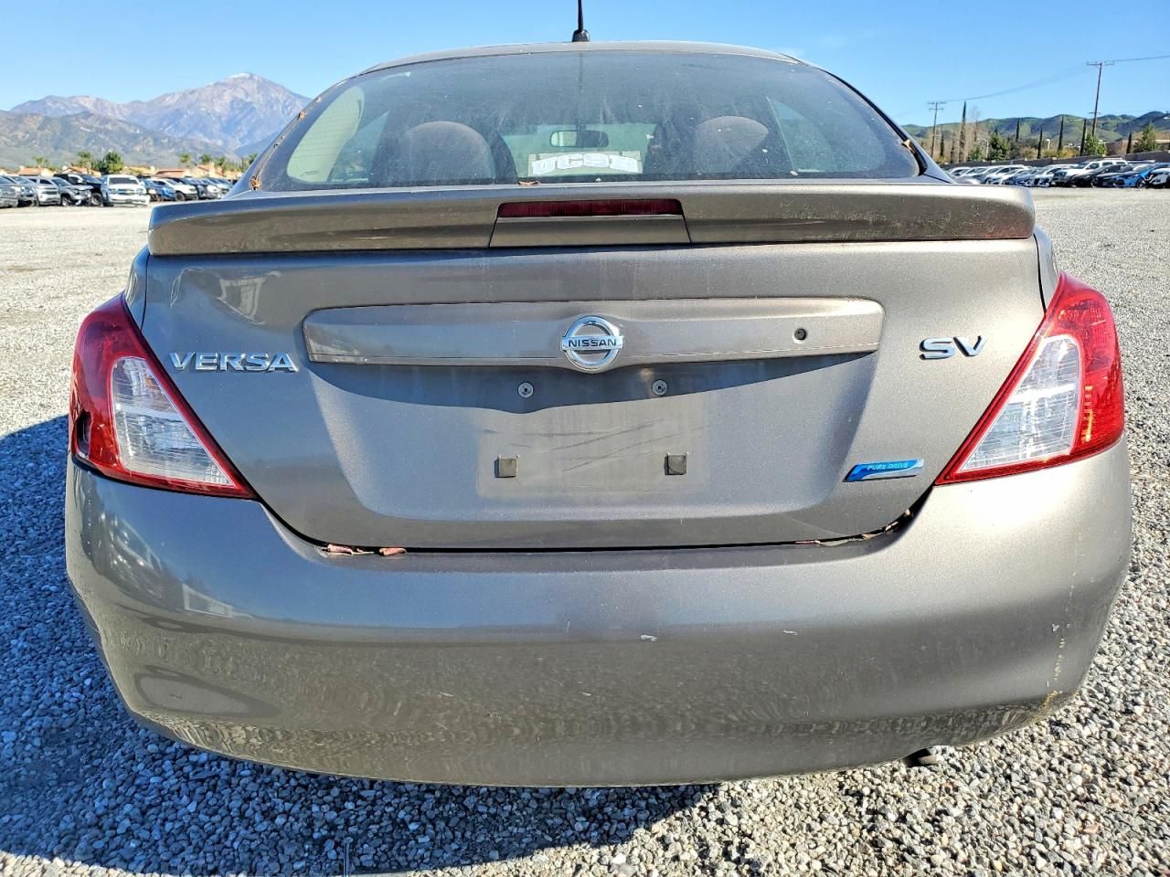 2013 Nissan Versa s