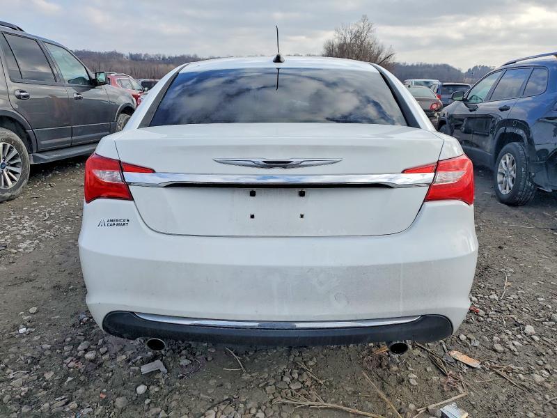 2014 Chrysler 200 Limited